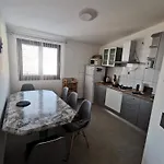 Laura's Dream Appartments *