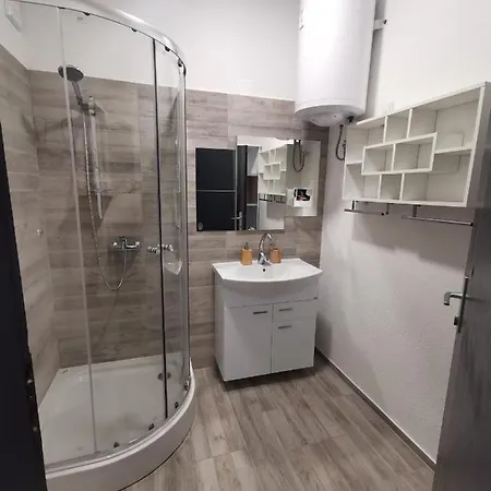 Laura's Dream Appartments דירה