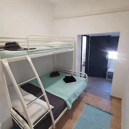 Laura's Dream Appartments דירה
