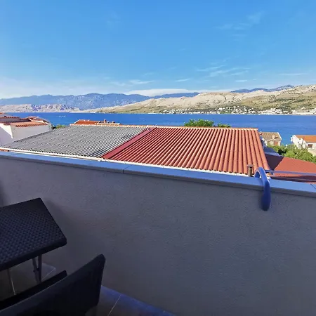 Laura's Dream Appartments Апартаменты Паг