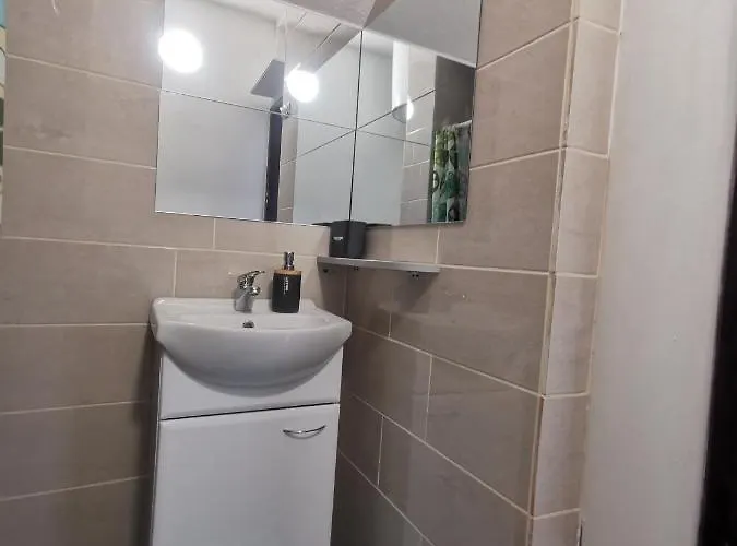 Laura's Dream Appartments * Паг