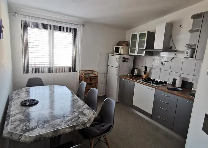 Laura's Dream Appartments *